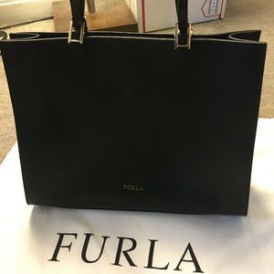 NWOT FURLA Beautiful Classy Tote in Black Leather